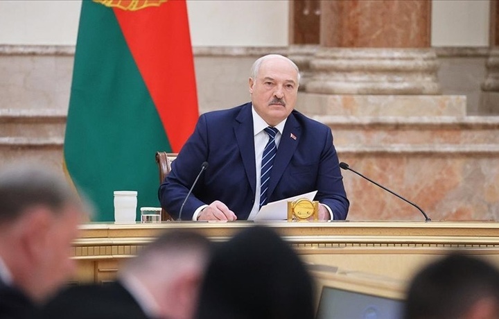 Лукашенко объявил об участии в президентских выборах
