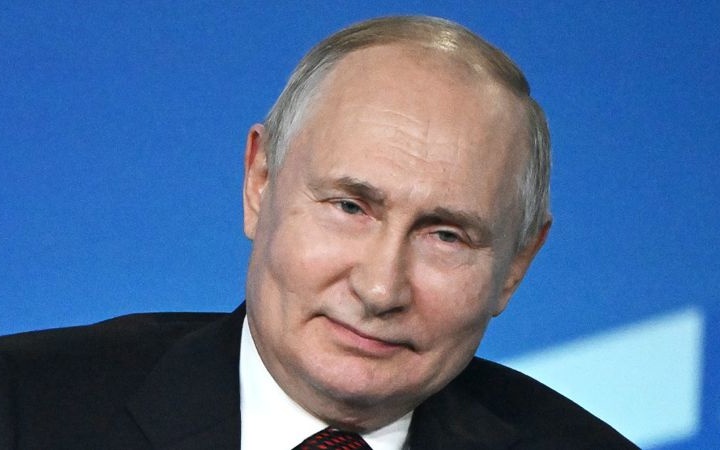 Путин 71 ёшини қандай нишонлайди?