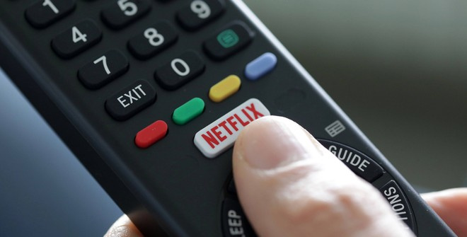 Netflix исключит сцены с курением из разрешённых для детей фильмов