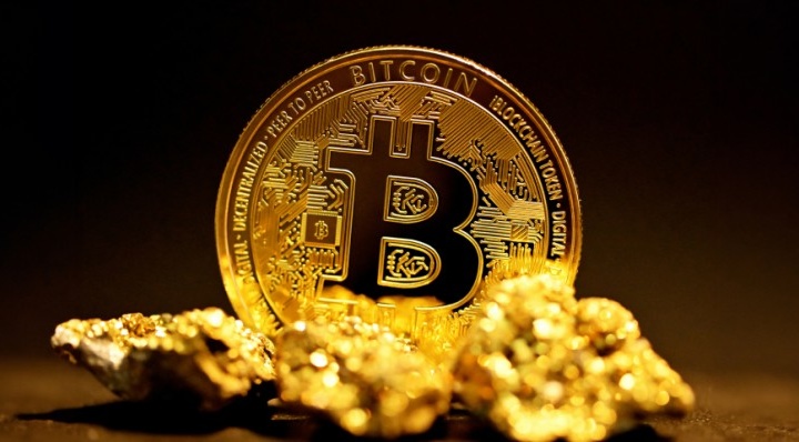 Биткоин курси яна 100 минг доллардан ошиб кетди