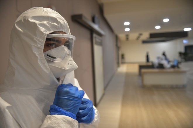 В Турции COVID-19 за сутки заразились почти 2 тысячи человек