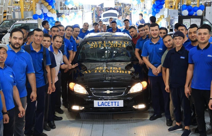 Последний в истории Узбекистана автомобиль Chevrolet Lacetti сошел с конвейера