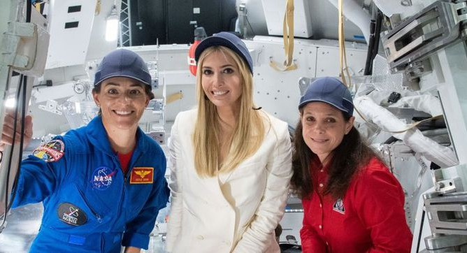 Иванка Трамп астронавт бўлишни орзу қилган