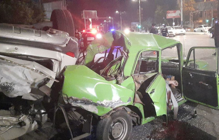 Yo‘l chetida to‘xtab turgan «Moskvich» haydovchisi hodisa qurboni bo‘ldi