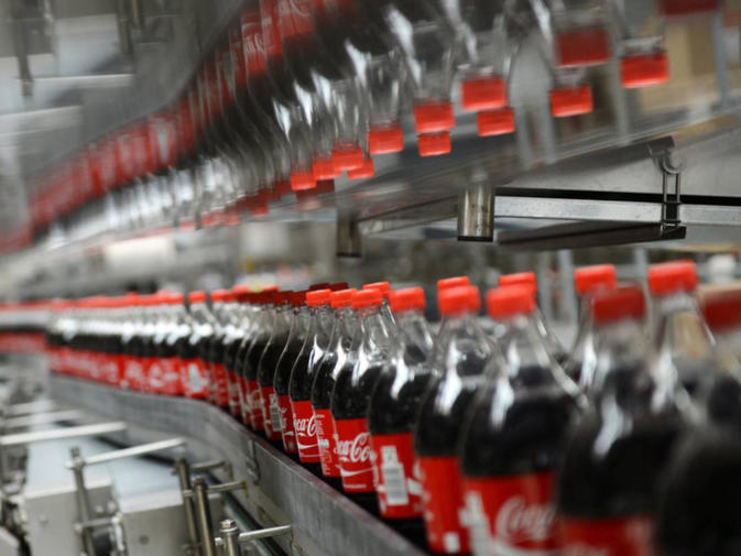 Ўзбекистондаги Coca-Cola заводи арзон нархлангани шубҳа келтириб чиқарди
