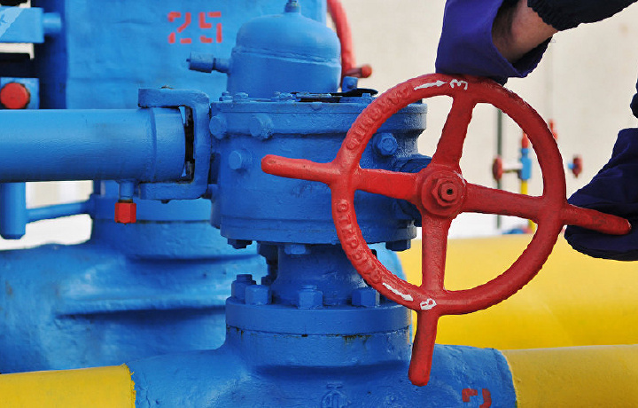 Олти йиллик танаффусдан сўнг Ўзбекистон яна Тожикистонга газ етказиб беришни бошлади