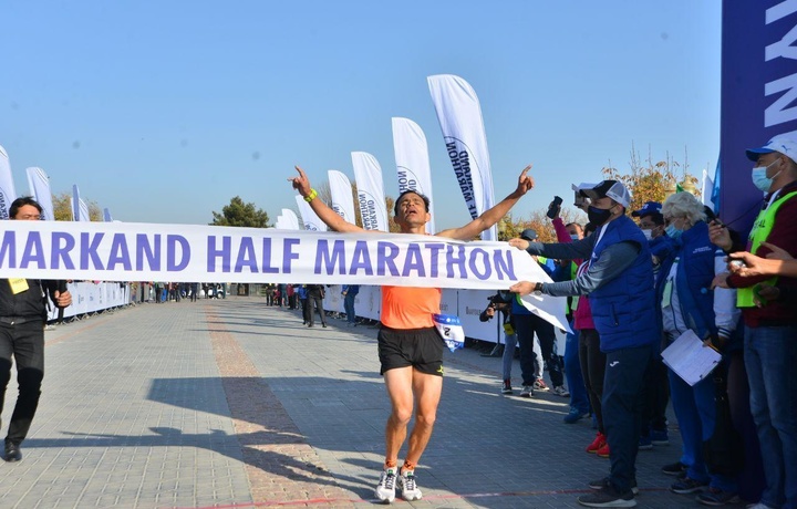 «Samarkand Half Marathon» musobaqasi yakunlandi