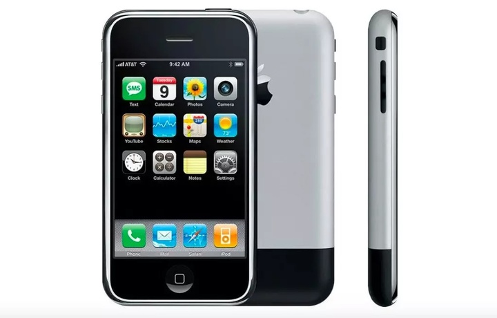 Самый первый iPhone продали за более чем $35 тысяч