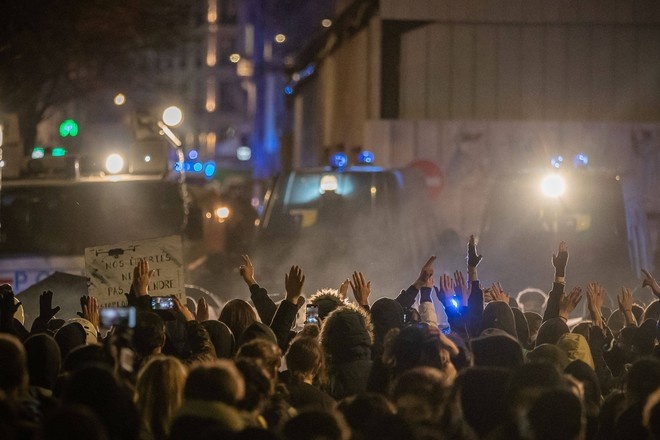 В Париже протестуют против нового закона о безопасности