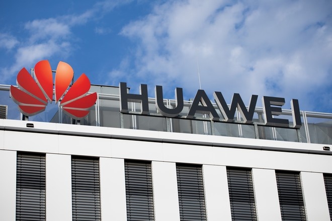 Huawei начнёт выпускать смартфоны на собственной ОС в 2021 году