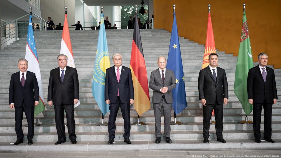 Germaniya kanslerini O‘zbekistonga qanday shamollar uchirdi?