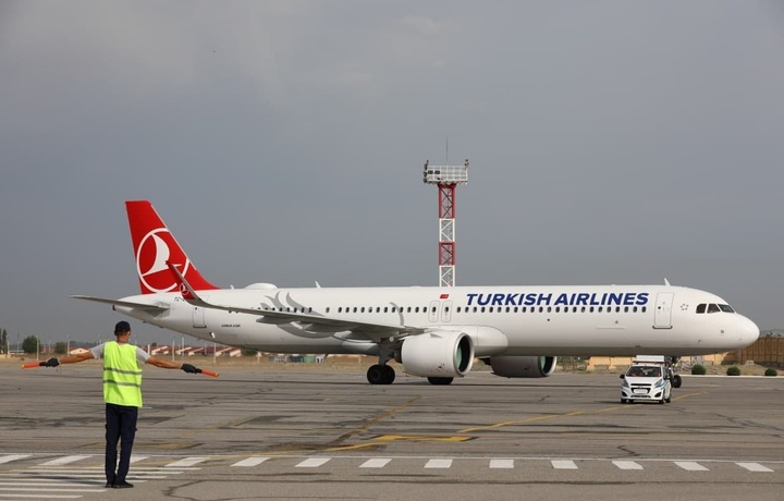 Turkish Airlines выполнила первый рейс из Стамбула в Фергану