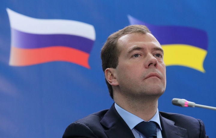 Medvedev Ukraina aholisini ikki baravarga qisqartirib tashladi