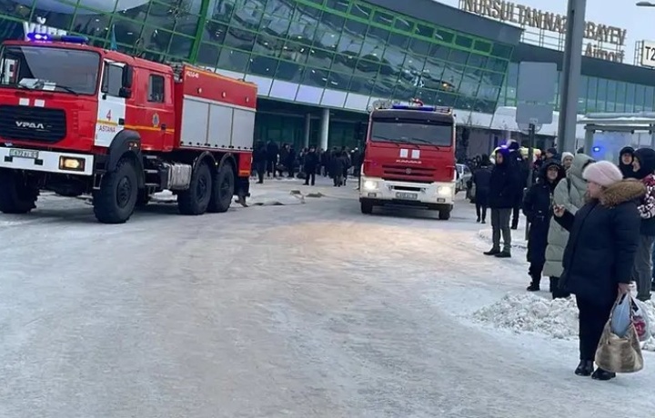 Ostona aeroporti terminalidan odamlar evakuatsiya qilindi