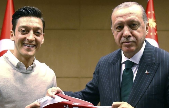 Mesut O‘zil vazir etib tayinlanishi mumkin