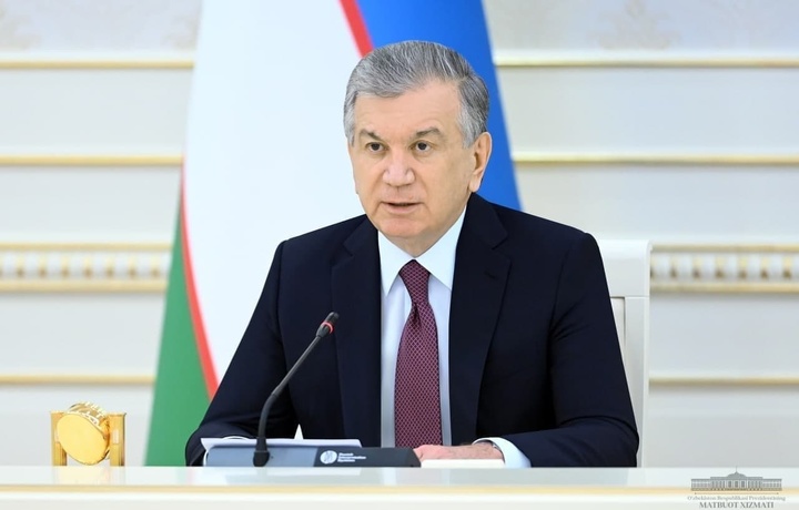 Президент раислигида видеоселектор йиғилиши бошланди