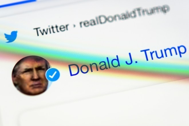 Трамп утвердил указ о соцсетях и не исключает закрытия Twitter