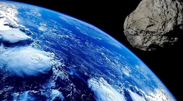 Yerga Eyfel minorasi kattaligidagi asteroid yaqinlashadi