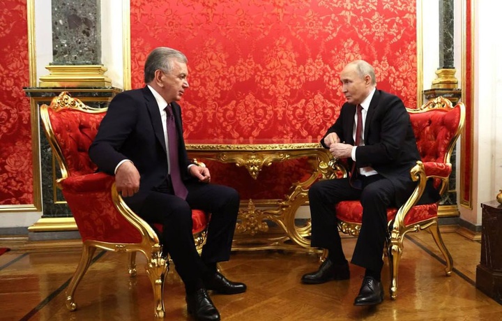 Shavkat Mirziyoyev Vladimir Putin bilan uchrashdi