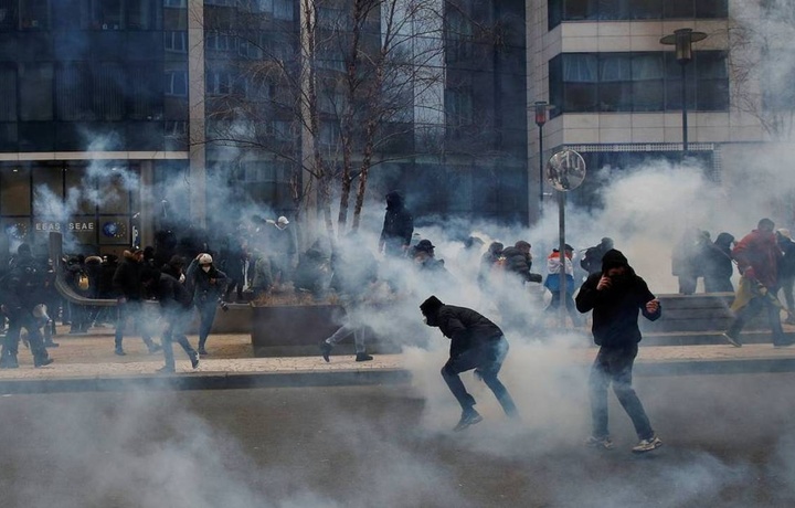 Антиковидные протесты в Брюсселе: Демонстранты требуют отставки правительства