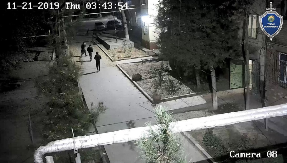 В Ташкенте трое грабителей в медицинских масках ограбили аптеку