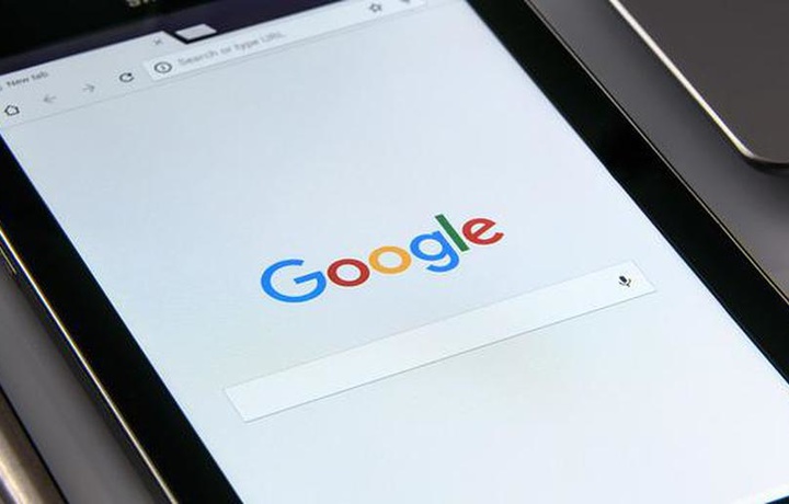 Роскомнадзор пригрозил Google блокировкой из‐за запрещенного контента