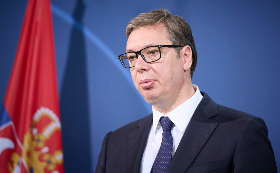 Евроиттифоқ ёки Россия? Сербия президенти бир қарорга келди