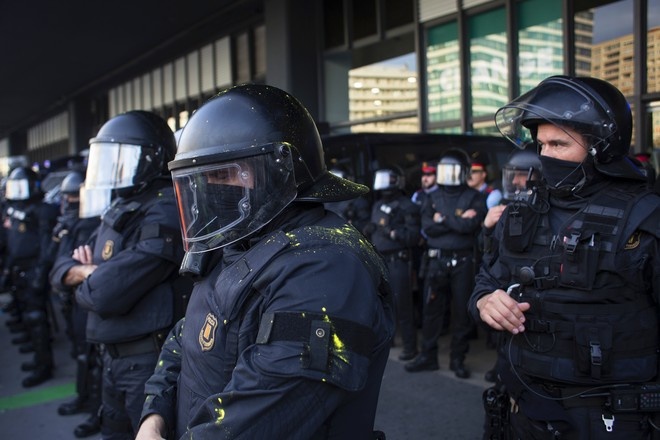 Акция протеста в Барселоне переросла в беспорядки