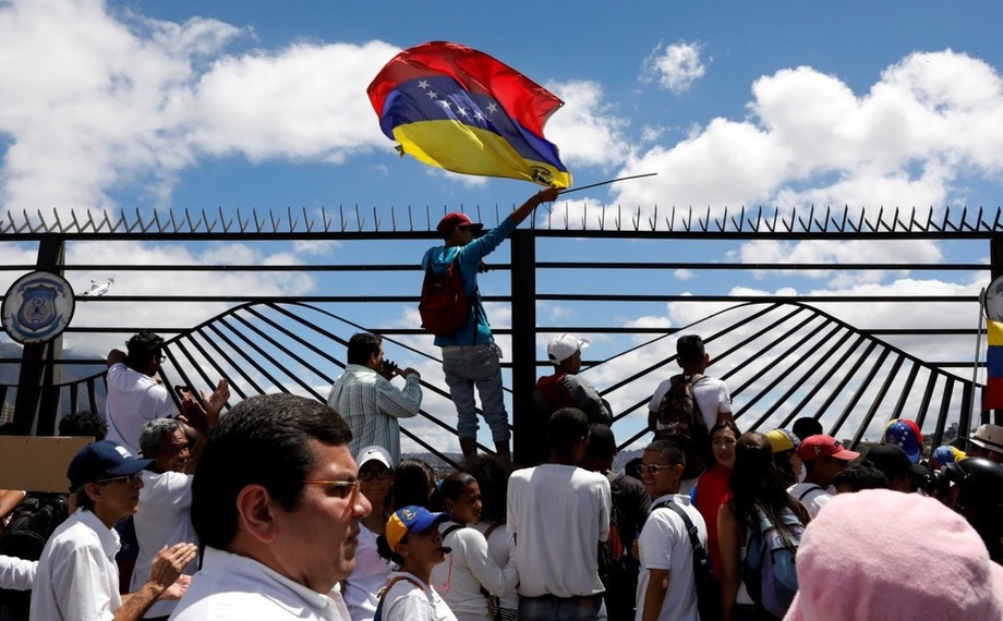 Venesuela chegarasida 25 kishi halok bo‘ldi