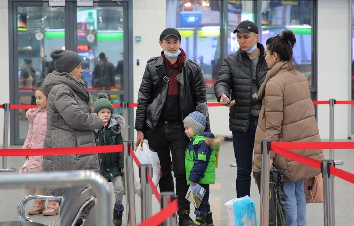 В Польше находятся еще почти 1,5 тысячи узбекистанцев, ожидающих эвакуацию – МИД