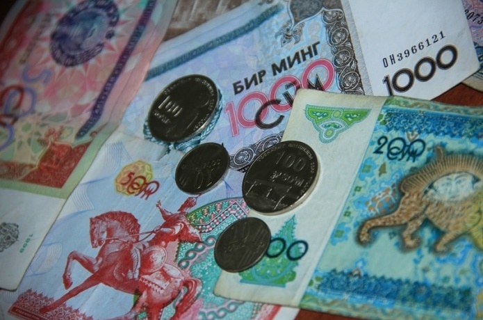 Эски намунадаги 50, 100, 200 ва 500 сўмлик пулларни алмаштиришнинг охирги муддати айтилди
