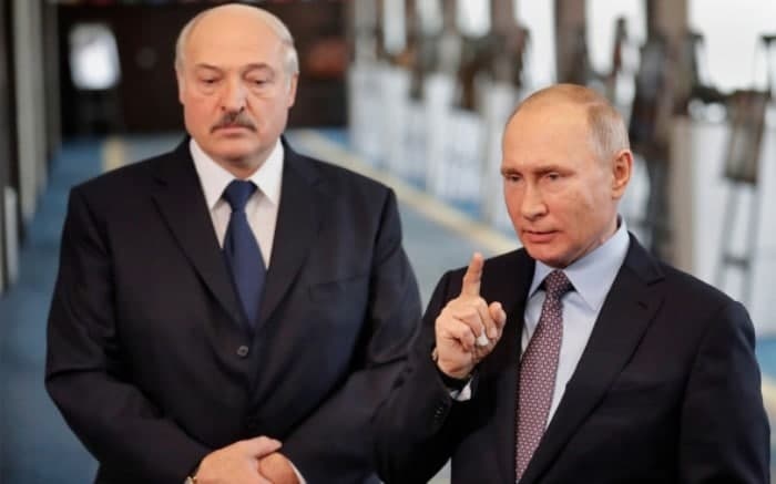 Путин Лукашенкога яна молиявий кўмак ваъда қилди, фақат шарти бор...