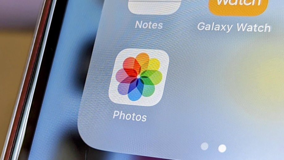 Как остановить зацикливание видео в приложении «Фото» на iPhone