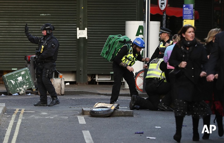 London markazida otishma: uch ayol va bir qizcha yaralandi