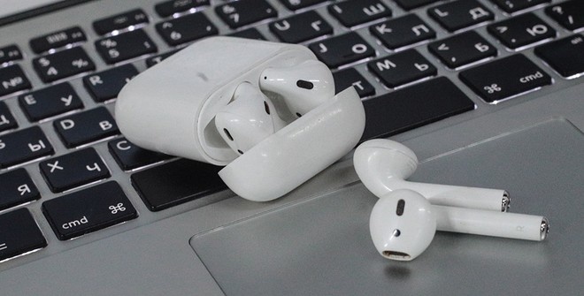 Новый iPhone позволит подключить две пары AirPods одновременно