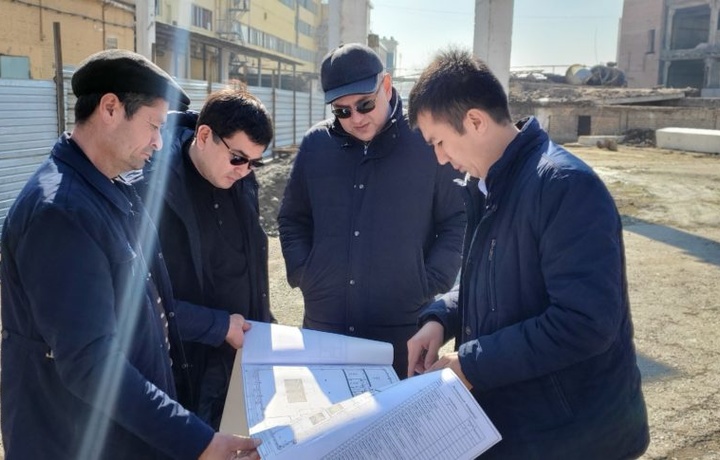Namangan hokimi Xayrullo Bozorov hududda IT-Park filiali qurilishini o‘z zimmasiga oldi