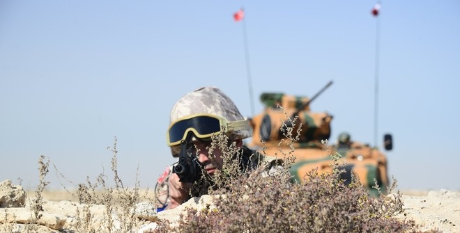 Турецкие военные обстреляли в Сирии американский спецназ