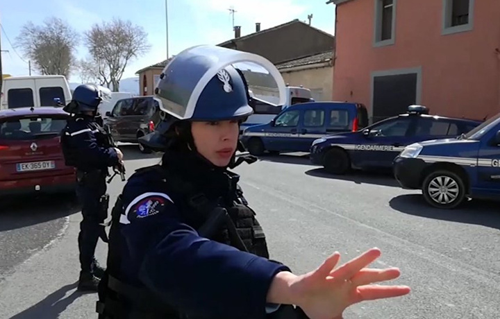 Террорчи Париж ва Брюссель теракти ижрочисининг озод этилишини сўраяпти