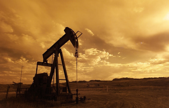 Мировые цены на нефть резко пошли вниз