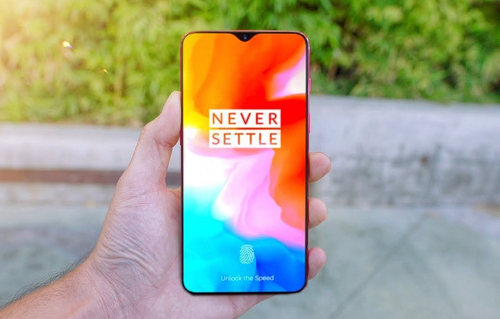 OnePlus представит смартфон 6Т в октябре