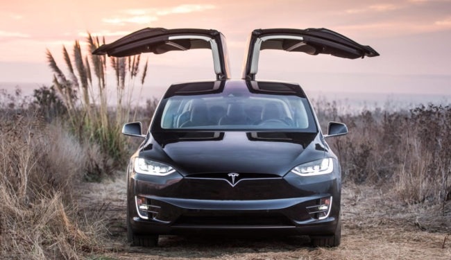 Автомобили Tesla добавляют себе фиктивный пробег, чтобы быстрее «взлететь» с гарантии