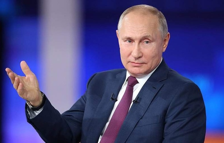 Путин запретил чиновникам использовать иностранные слова