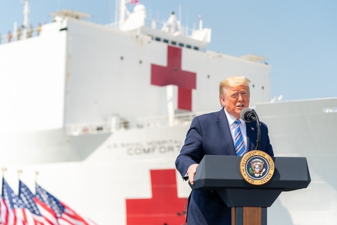 Трамп планирует отправить Италии медицинскую помощь на $100 млн