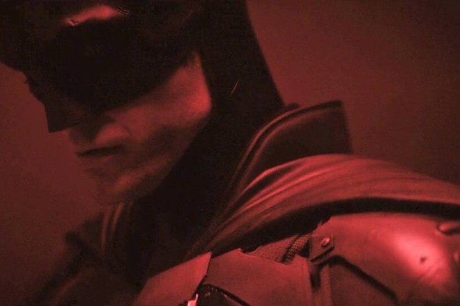 Мэтт Ривз показал видео с Паттинсоном в костюме Бэтмена