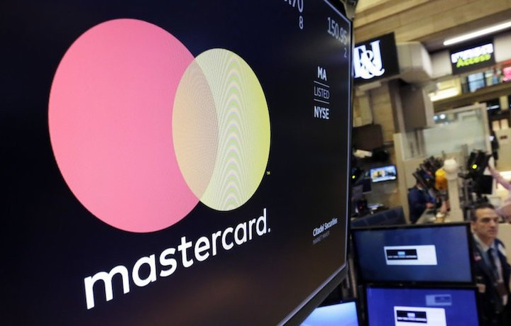 Mastercard решила поменять логотип