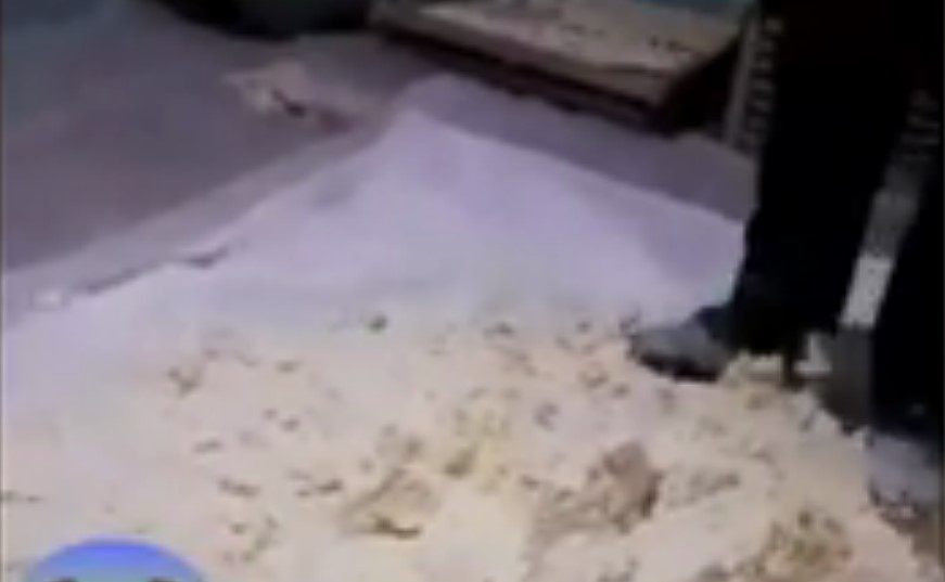 В Самарканде провели проверку по видео, на котором женщина месит курут ногами
