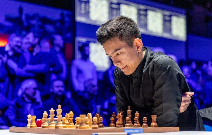 Нодирбек Абдусатторов вошел в топ-10 мирового рейтинга шахматистов