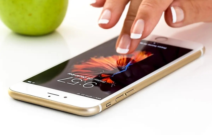 Китайским чиновникам запретили пользоваться iPhone