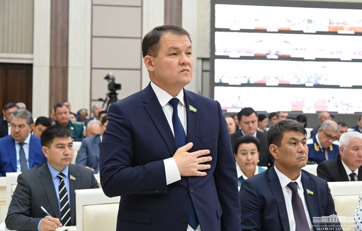 Расман: Қорақалпоғистон Жўқорғи Кенгесига янги раис сайланди