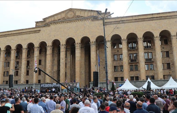 В Грузии возобновились протесты